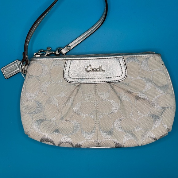 COACH Signature C Design Silver & Cream Large Wristlet Clutch Handbag - Picture 1 of 6